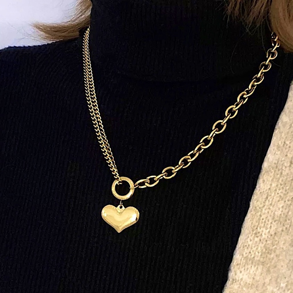Chunky Heart Pendant Necklace in gold